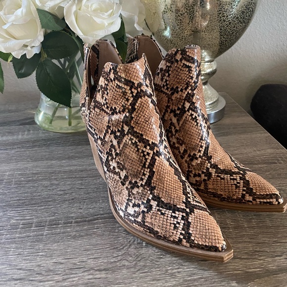 Steve Madden Snake Print Booties - Picture 2 of 8